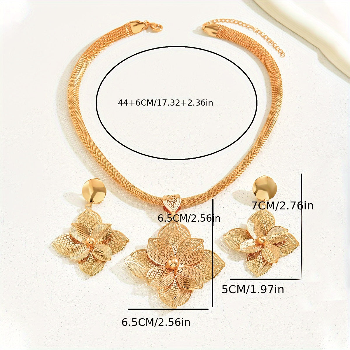 Glamourous Flower Earrings Necklace Set