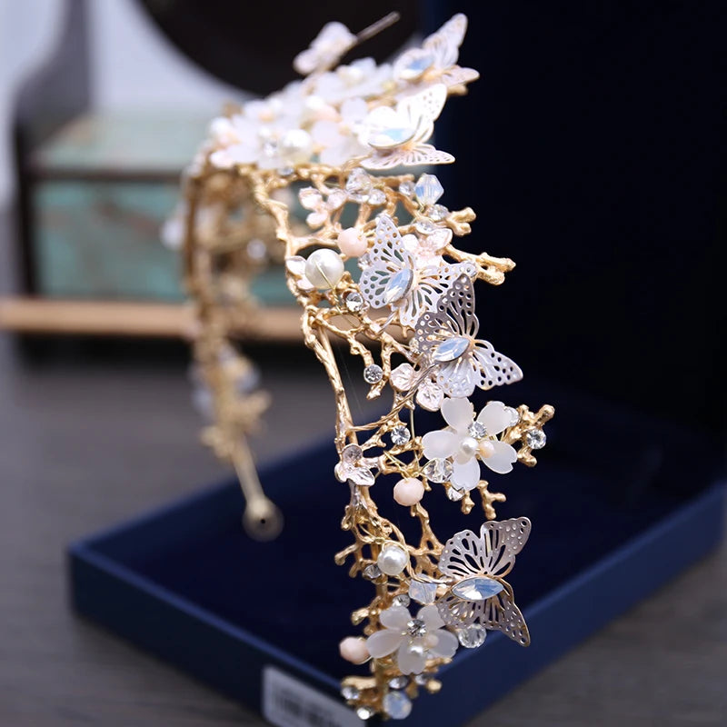 Pearl Floral Rhinestone Necklace Earrings & Tiara Set